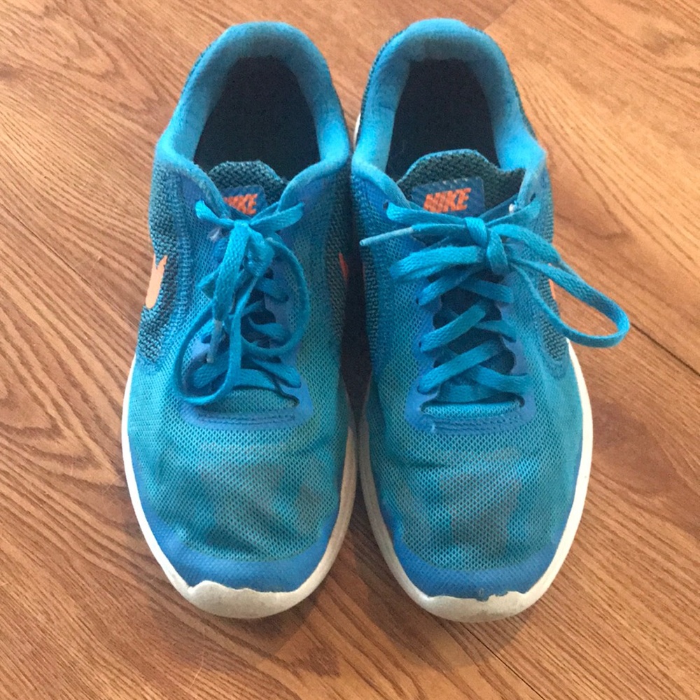 Nike shoes size 5y